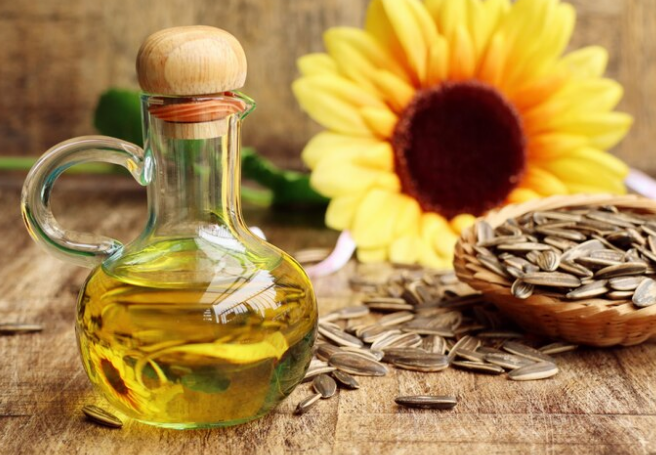 تبدیل تخم آفتابگردان به روغن | با دستگاه روغن گیری 2 کاربرد و تبدیل تخم آفتابگردان به روغن - آریا تجهیزات