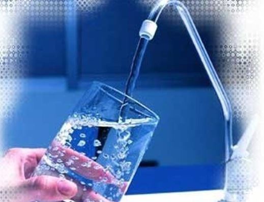 کاربردهای صنعتی ازن از تصفیه فاضلاب تا سفید کردن کاغذ 4 تصفیه آب با ازن