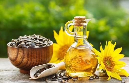 توجه به 10 نکته مهم قبل از خرید دستگاه روغن گیری 6 روغن گیری تخم گل آفتابگردان