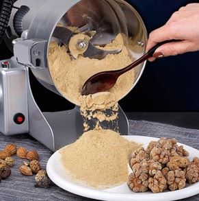 10 کاربرد شگفت انگیز آسیاب کن که تا به حال نمی دانستید! 3 آسیاب کن خشکبار